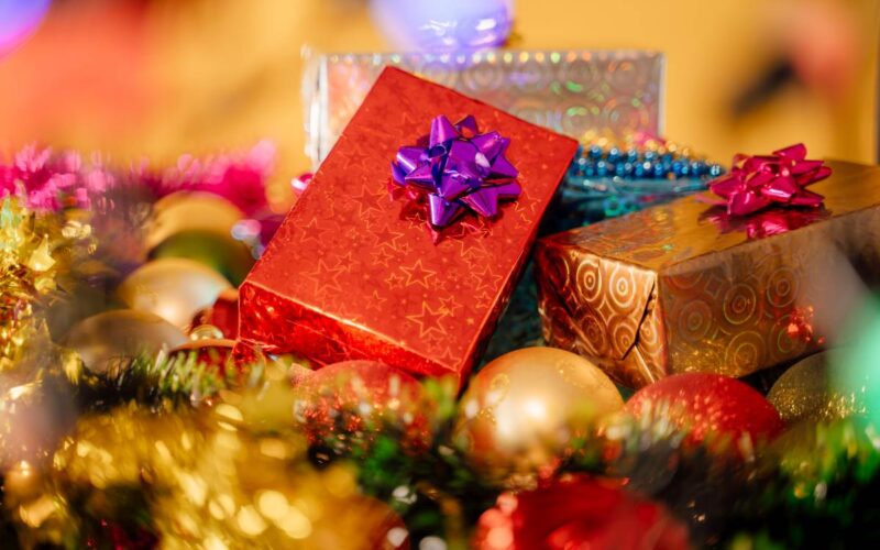 Jak wybrać prezenty na święta dla dzieci, które naprawdę wywołają zachwyt